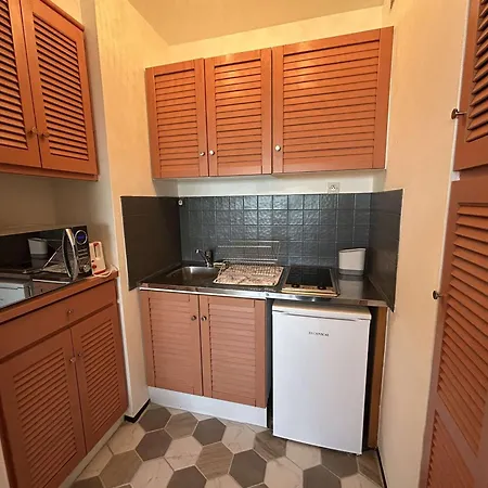 דירה 2 Pieces Avec Balcon Face A La - - Fr-1-224c-359 *