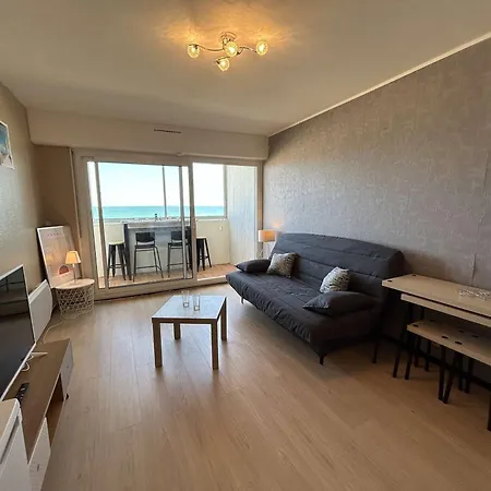 2 Pieces Avec Balcon Face A La - - Fr-1-224c-359