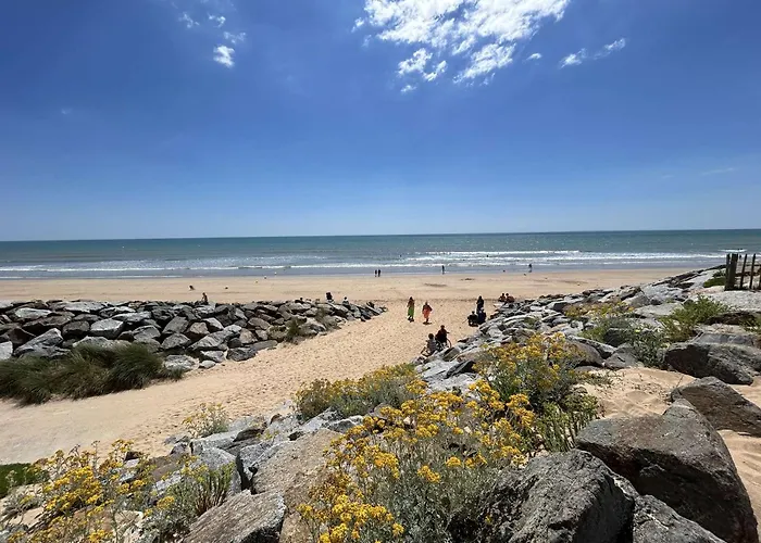 2 Pieces Avec Balcon Face A La - - Fr-1-224c-359 Apartman *